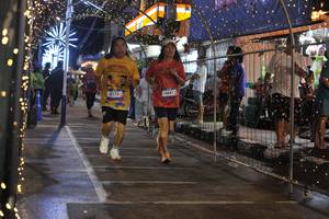 BIB: 4178, 4041
                            <button type="button" onclick="openModal(26220459)" class="btn btn-primary btn-sm float-right btn-popup" data-toggle="modal" data-target=".modal-high-quality">
                        <i class="fas fa-shopping-cart"></i> Add to Cart
                    </button>
                                            <button type="button" onclick="isThisMe(26220459, true)" class="btn btn-success btn-sm float-right btn-popup btn-isme hidden" data-toggle="tooltip" data-placement="bottom" title="นี่คือรูปของคุณใช่ไหม คลิกที่นี่เพื่อเอาเข้าอัลบั้ม">
                        <i class="fas fa-plus"></i> Add to album
                    </button>
                    <button type="button" onclick="isThisMe(26220459, false)" class="btn btn-warning btn-sm float-right btn-popup btn-isnotme hidden">
                        <i class="fas fa-ban"></i> Remove from album
                    </button>